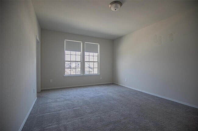 Building Photo - 10412 Marston Vineyard Dr