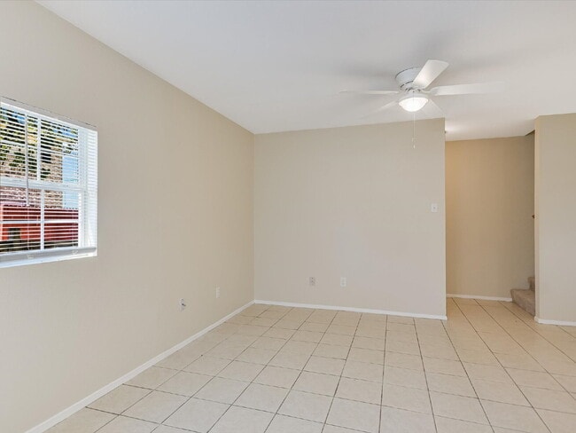 Building Photo - 2403 Bosque Dr