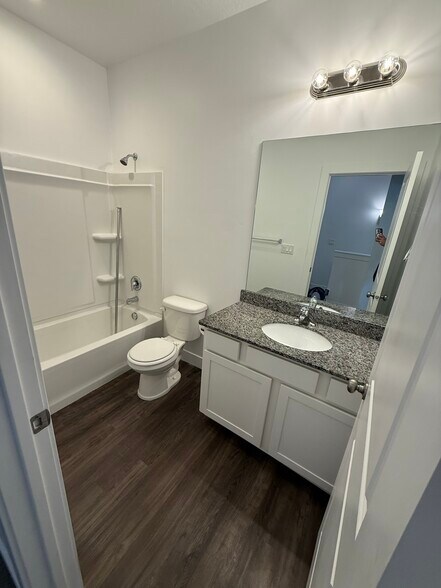 Building Photo - 5427 W Ranches Loop Rd