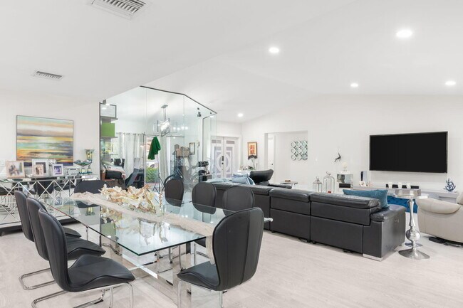 Building Photo - 20202 Back 9 Dr