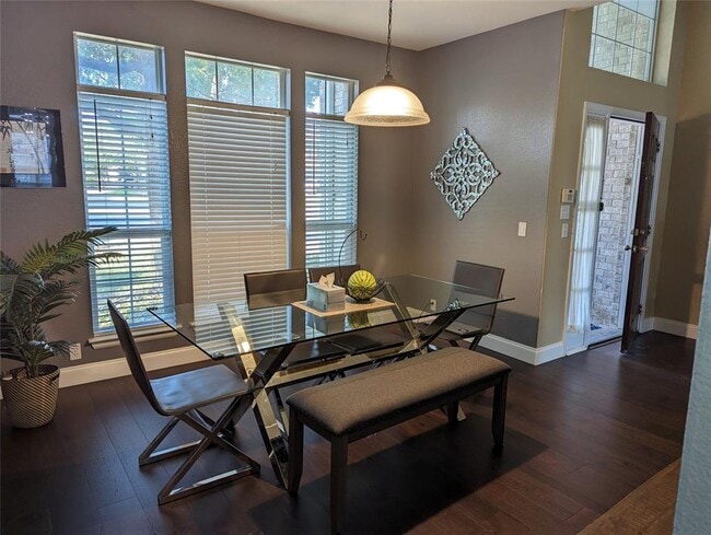 Building Photo - 2537 Charolais Ct