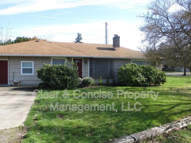 Primary Photo - 715 Leigh St