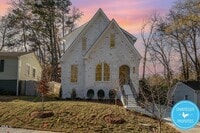 Building Photo - 1407 Sedgefield St