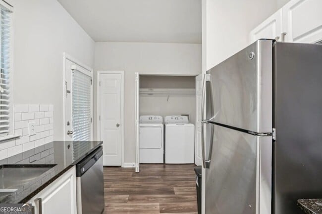 Building Photo - 405 Philip Blvd