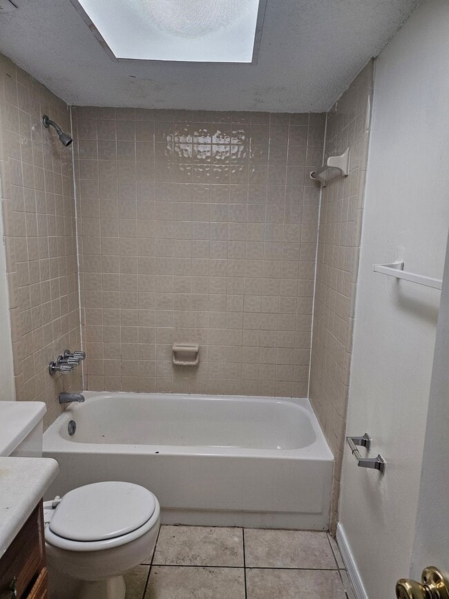 Building Photo - 5140 Indian Lakes Ct