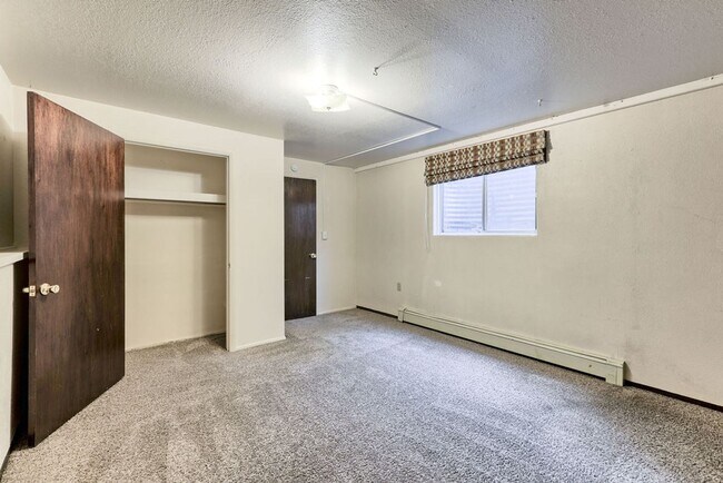 Building Photo - 3 Bedroom Duplex in West Fort Collins