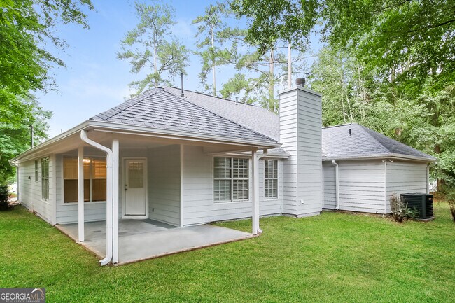 Building Photo - 75 Ashton Pl