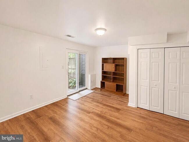 Building Photo - 14133 Autumn Cir