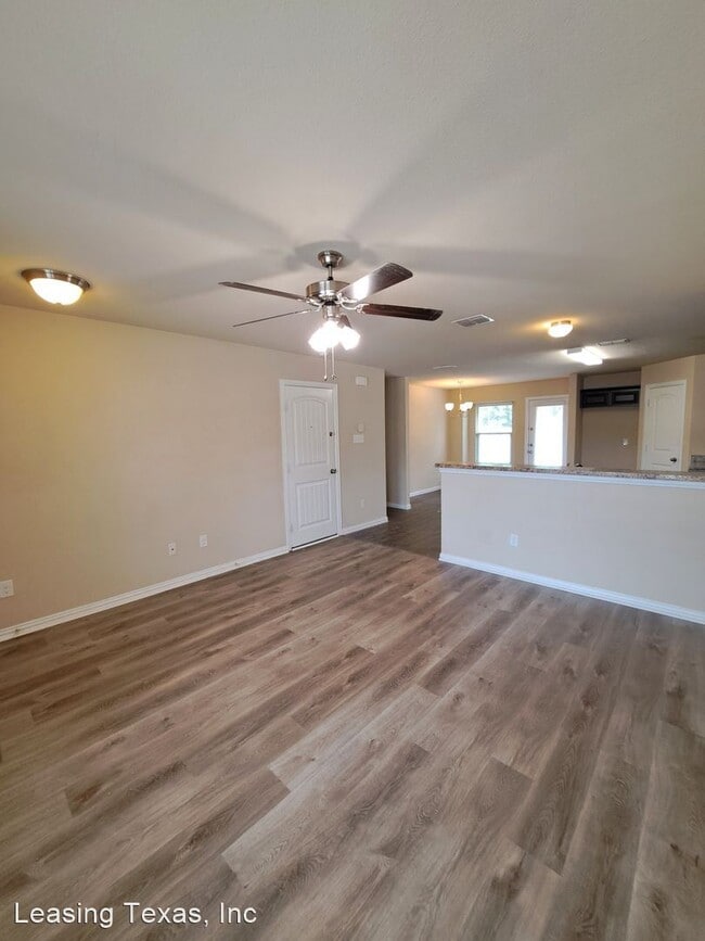 Building Photo - 3 br, 2.5 bath House - 749 River Hill Ln.