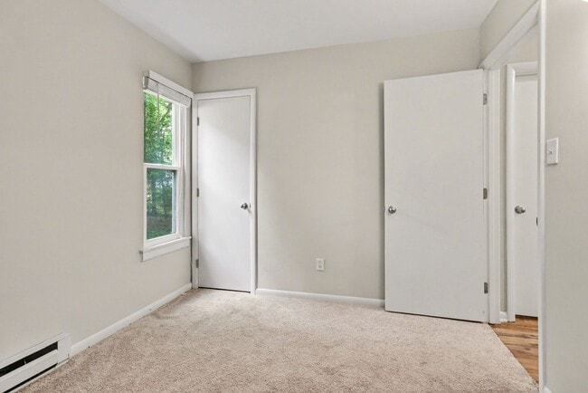 Building Photo - Beautiful 3 Bedroom Home in North Chesterfield ***Available Early July 2026***
