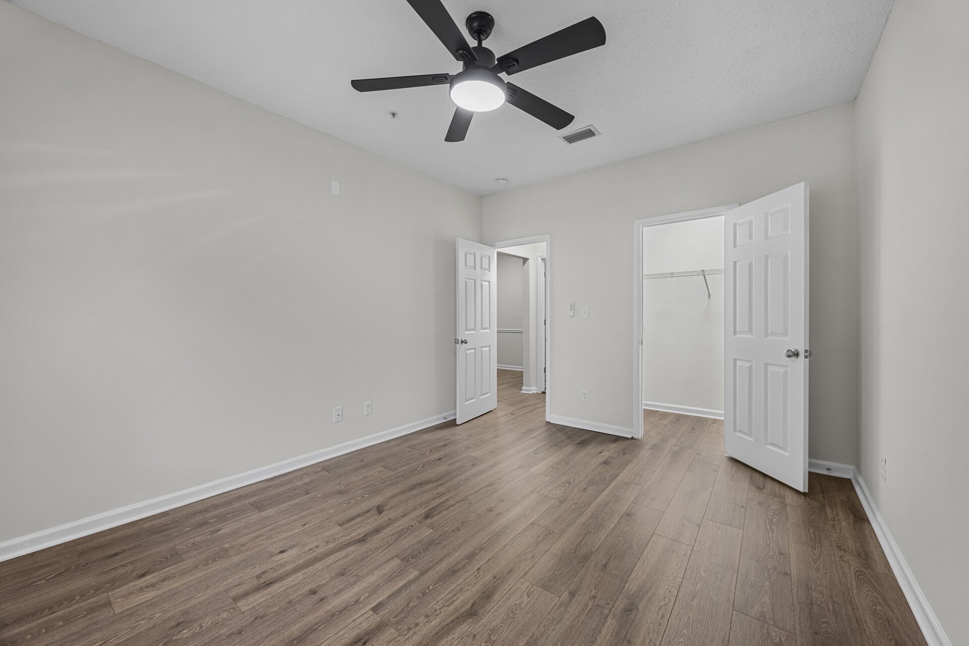 Building Photo - 4104 Walden Park Dr