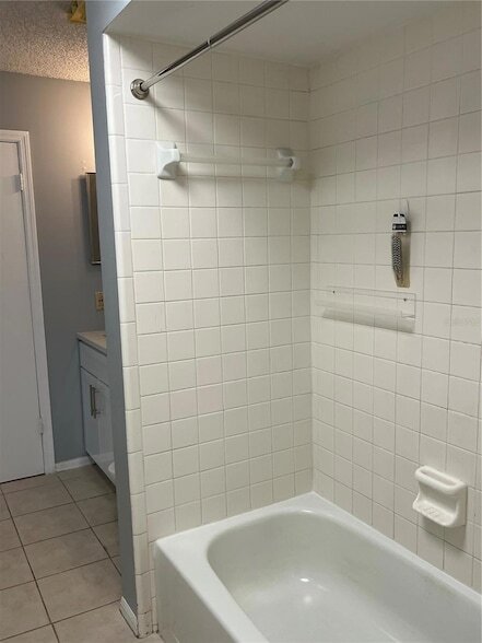 Building Photo - 537 Sun Ridge Pl