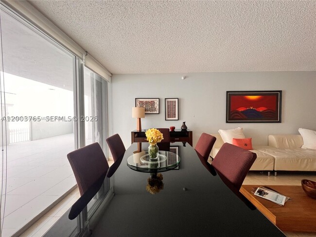 Building Photo - 16711 Collins Ave