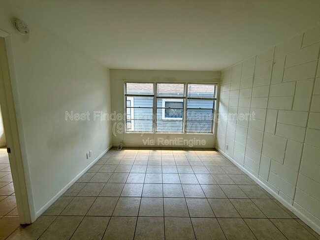 Building Photo - 1318 Sydney Pl