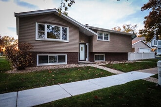 Building Photo - 500 Westwood Ave