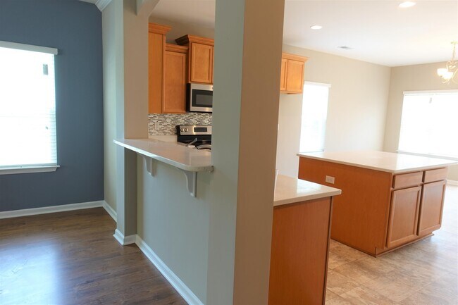 Building Photo - 344 Marble Ln
