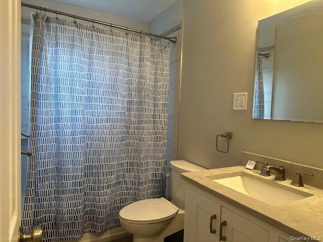 Building Photo - 312 Edwards Pl