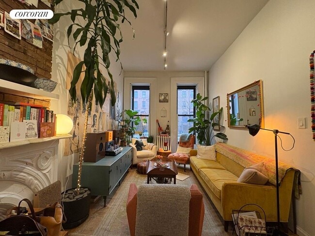 Building Photo - 31 Park Pl