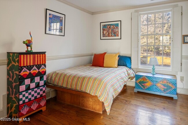 Building Photo - 147 Rock City Rd