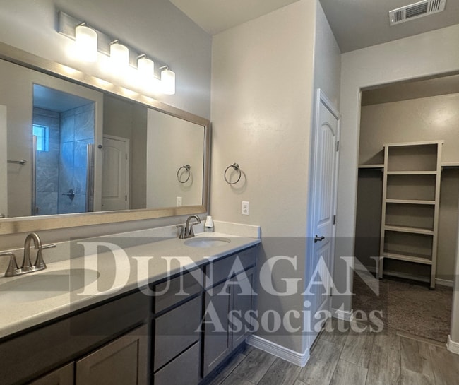 Building Photo - New 3 bedroom, 2 bath home in KT subdivision