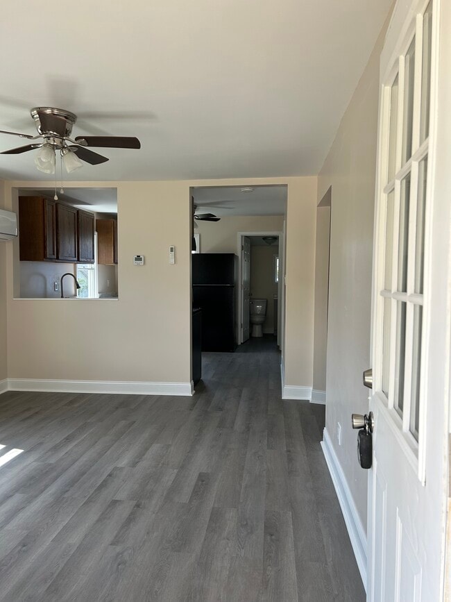 Building Photo - 2913 Brooks Ave