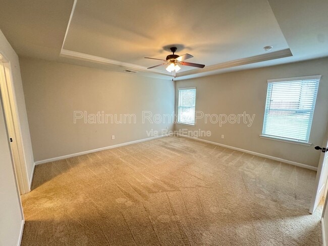 Building Photo - 5745 Woodside Crossing