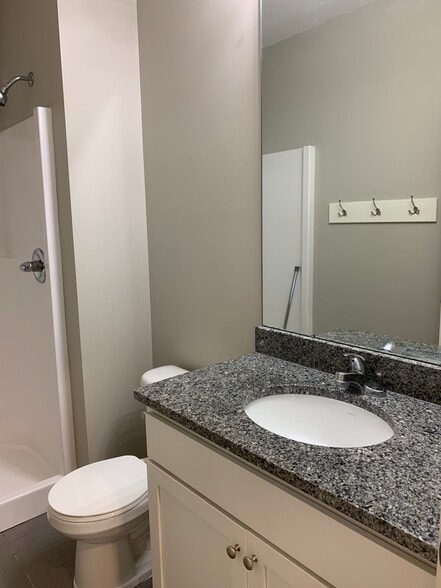 Bathroom - 142 Straight Ave SW