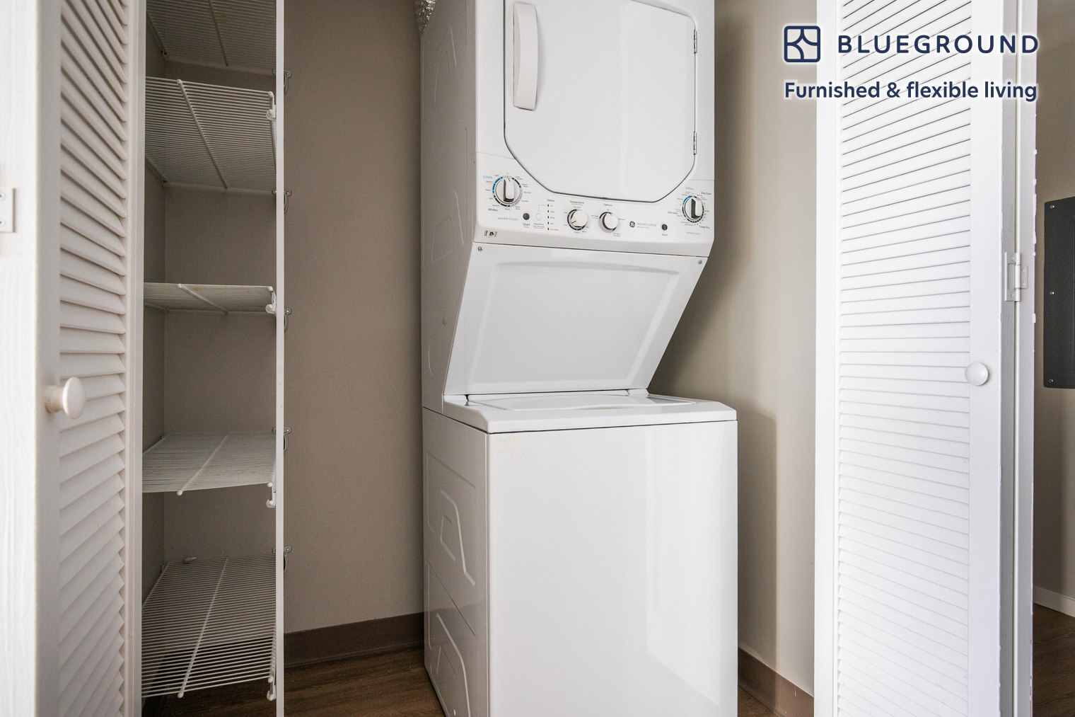 Building Photo - 211 W Scott St