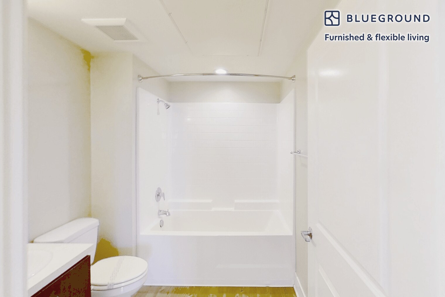 Building Photo - 1000 Lupine-SI FL3-ID7992A