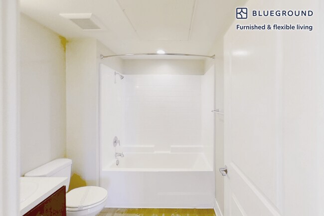 Building Photo - 1000 Lupine-GO FL2-ID8030A