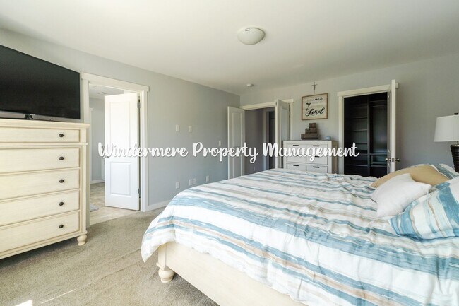 Building Photo - 5064 NW Bear Paw Ct