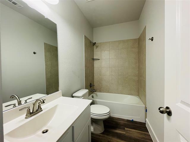 Building Photo - 1829 Arbor Dr