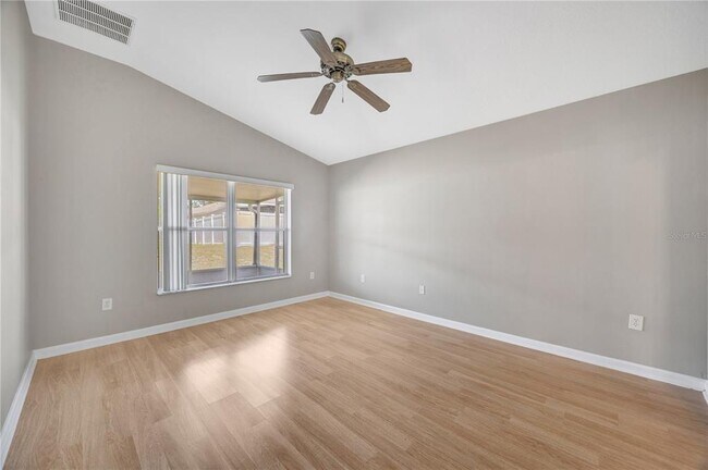 Building Photo - 30435 Annadale Dr