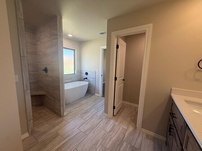 Building Photo - 8401 HazelWood Wy