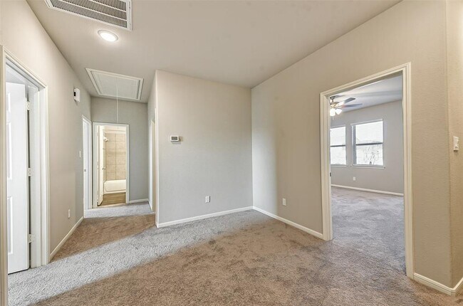 Building Photo - 3556 Terreno Vista Blvd