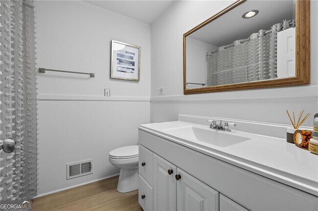 Building Photo - 1930 Tapawingo Dr