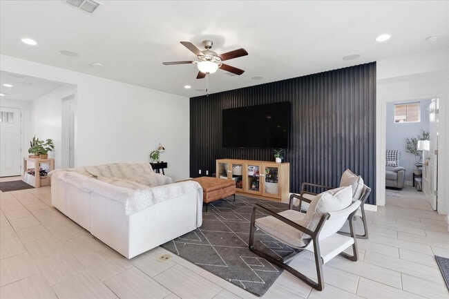 Building Photo - 23022 E Estrella Rd