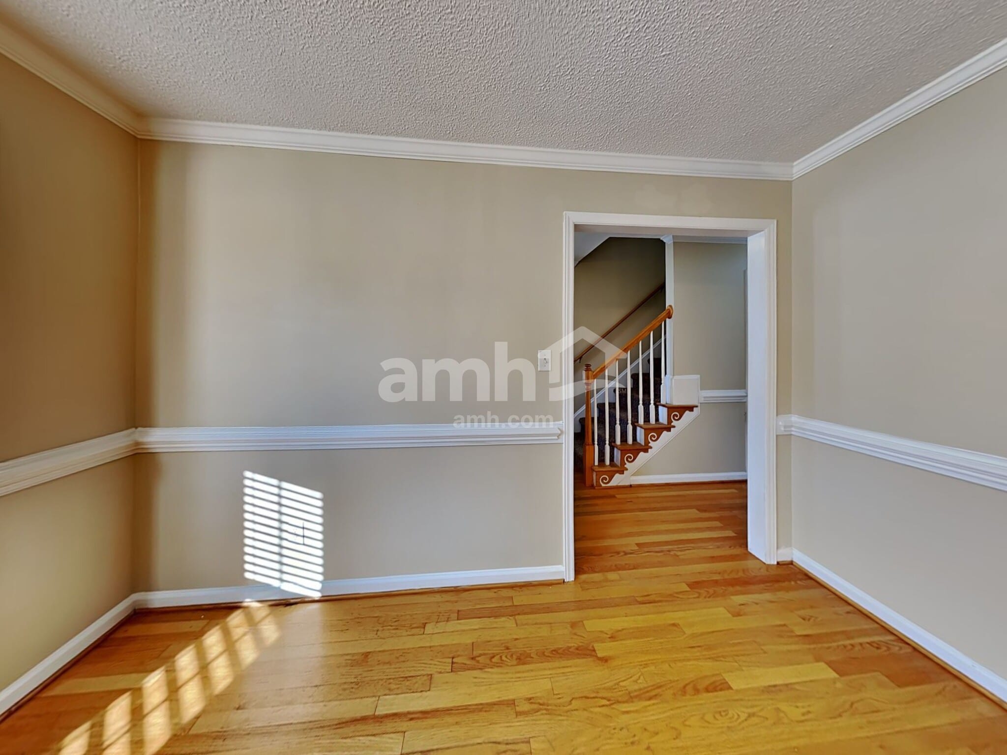 Building Photo - 6425 Silver Spring Ct