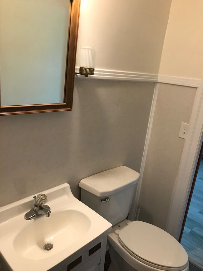 Building Photo - Spacious 3-Bedroom Home in the Heart of Baxter | Basement + Wrap-Around Driveway