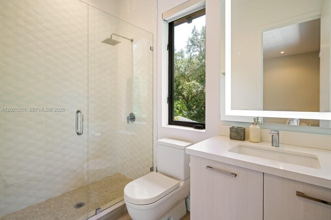 Building Photo - 4760 SW 76th Terrace