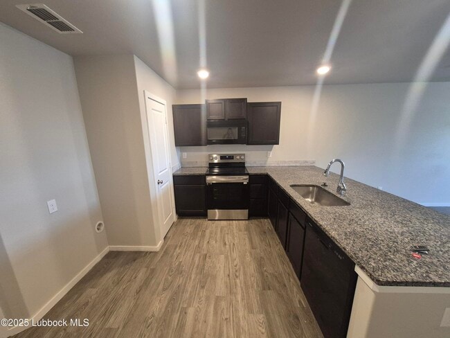 Building Photo - 14401 Avenue X