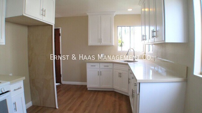 Building Photo - 3875 Cherry Ave