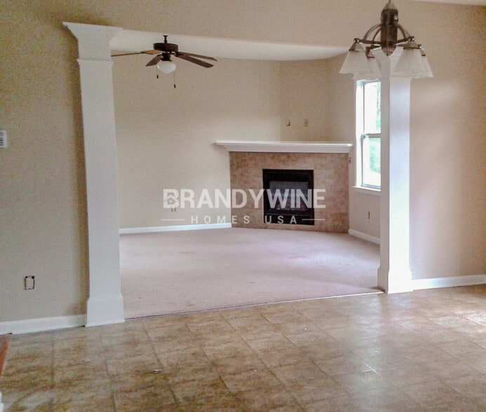 Building Photo - 769 Lavender Ln