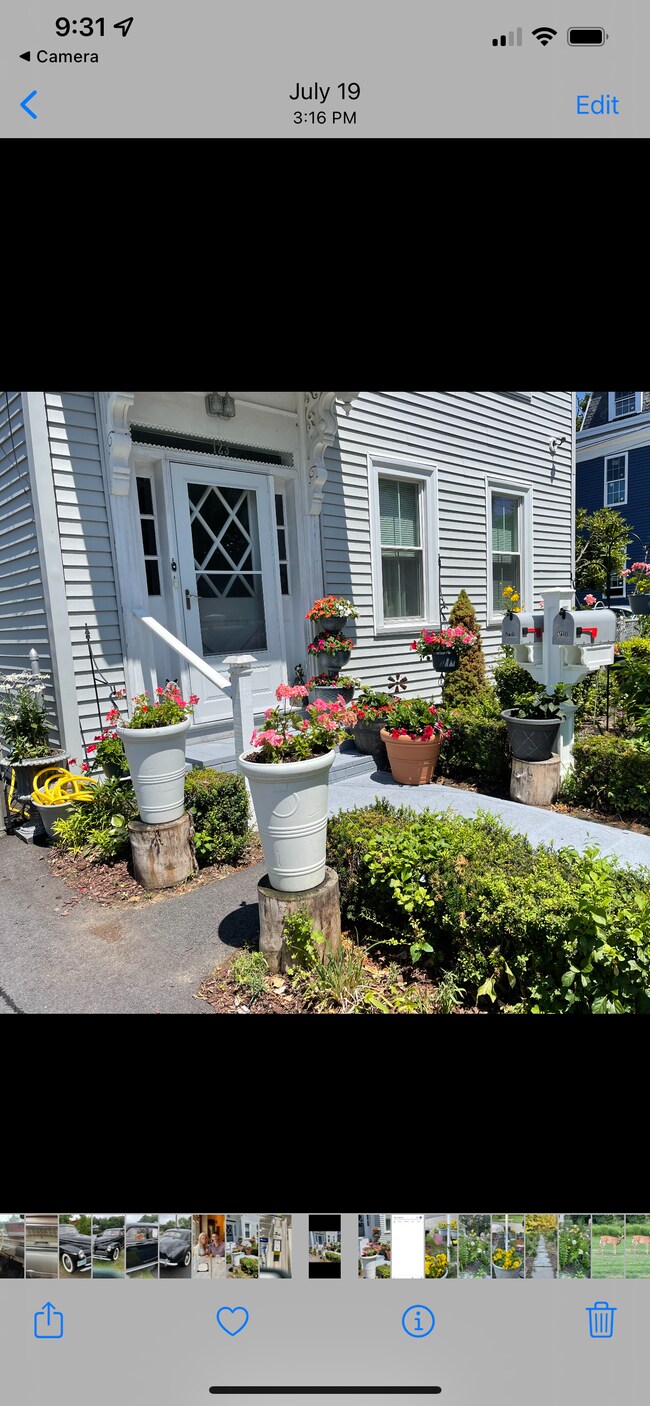 Building Photo - 123 S Pleasant St