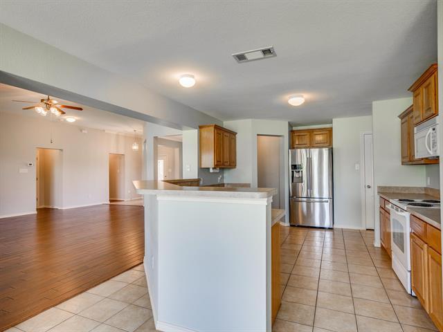 Building Photo - 7721 Willow Ridge Dr