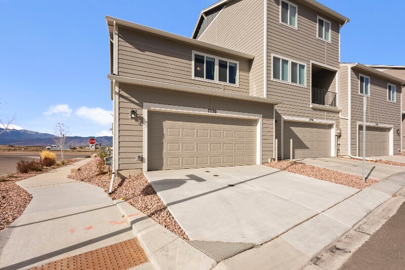 Building Photo - 7720 Tuttle Vw