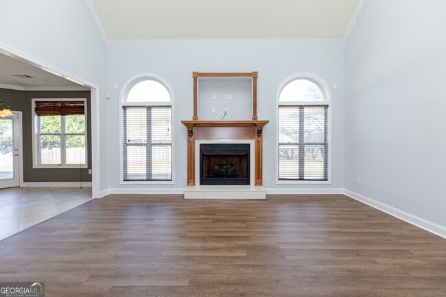 Building Photo - 100 Montview Way