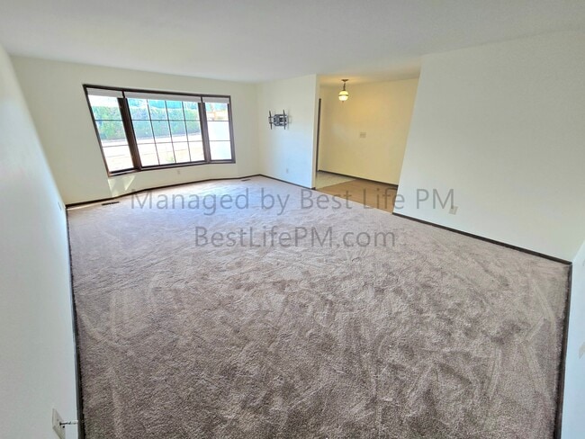 Building Photo - 2575 NW 119th Pl