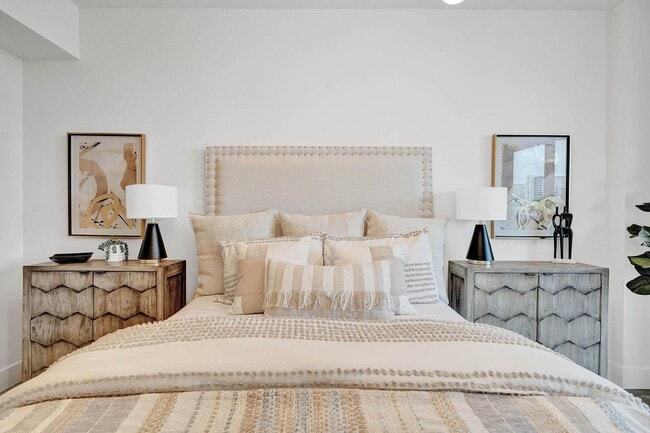 Building Photo - 3040 N Ocean Blvd