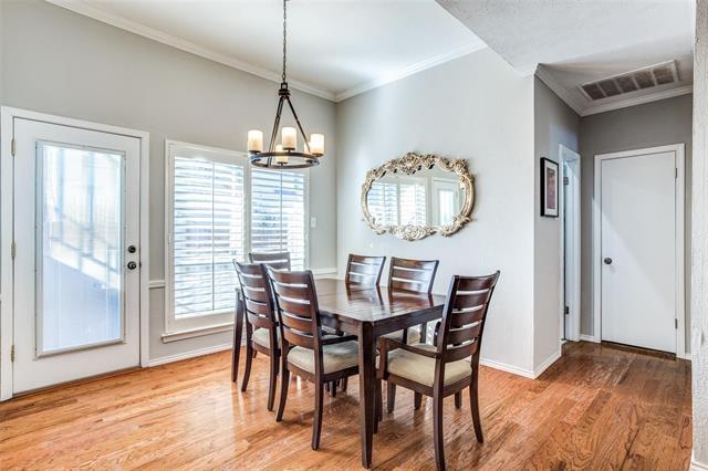 Building Photo - 10421 High Hollows Dr